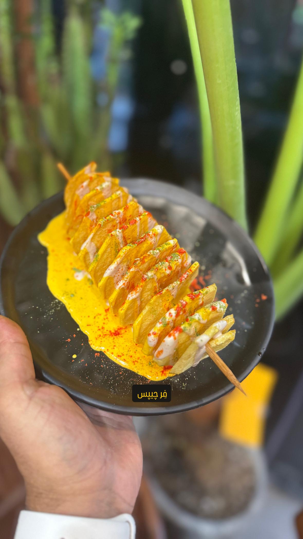 فر چیپس با سس چدار