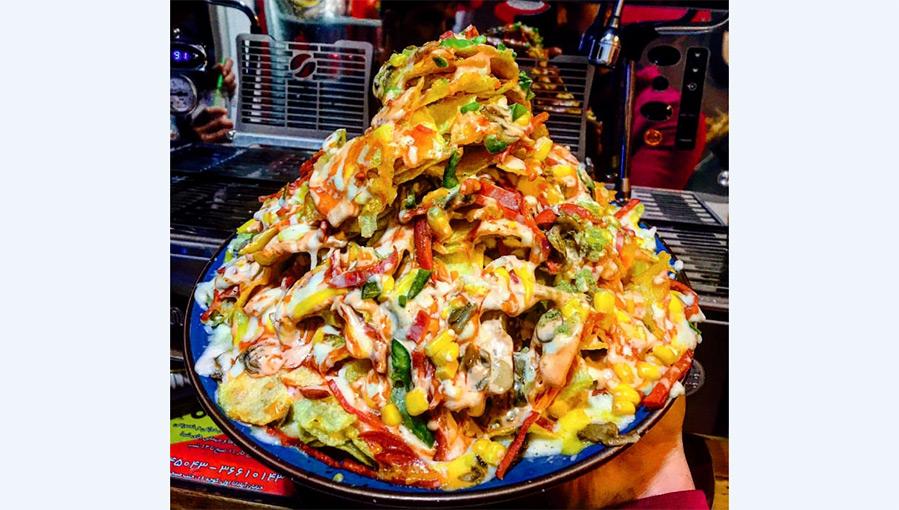 فر چیپس با سس چدار