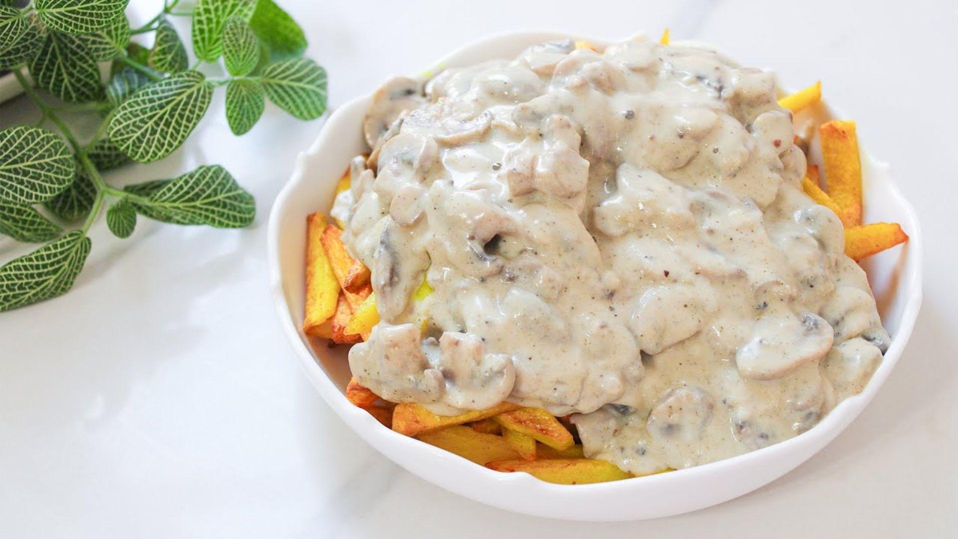 سیب زمینی با سس قارچ