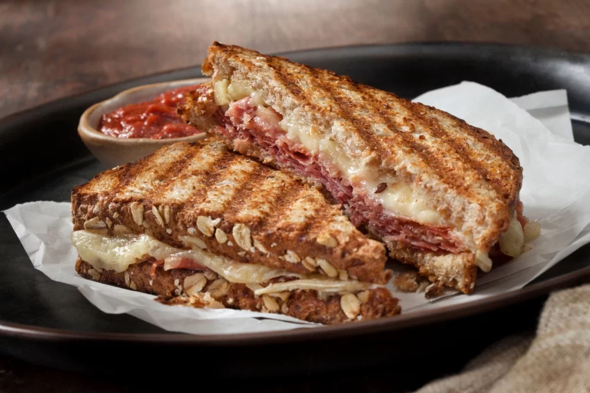 پنینی سوسیس